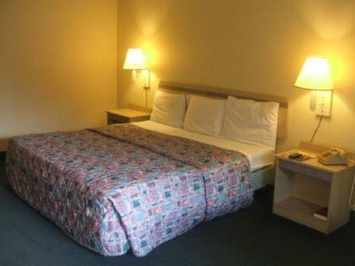 Regency Inn And Conference Center Clinton Værelse billede