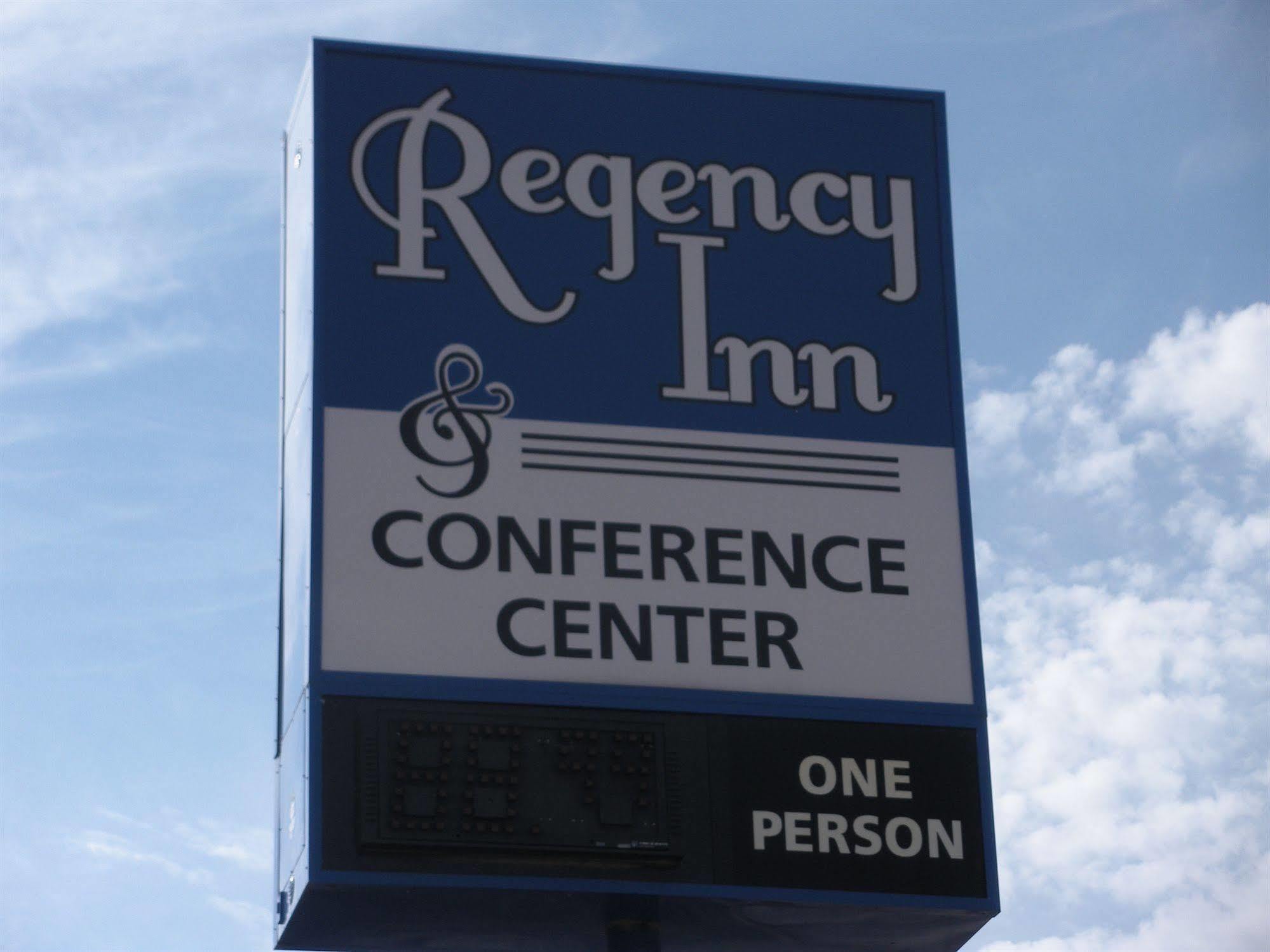 Regency Inn And Conference Center Clinton Eksteriør billede